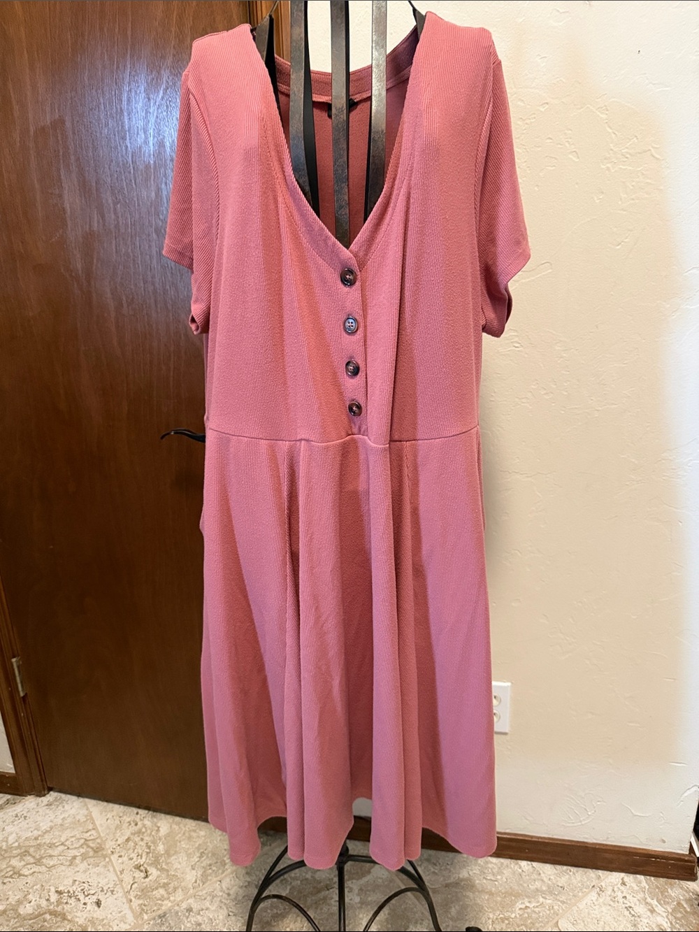 torrid Rose-Pink V-Neck Button-Front Midi Dress
